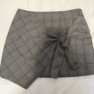 F21 plaid skirt